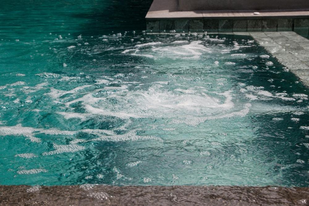 The Glory Gold Hotel Khao Lak Bagian luar foto