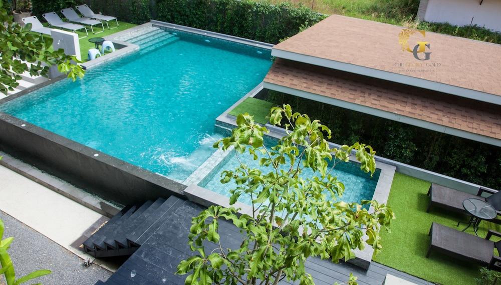 The Glory Gold Hotel Khao Lak Bagian luar foto