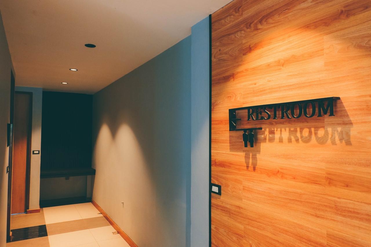 The Glory Gold Hotel Khao Lak Bagian luar foto