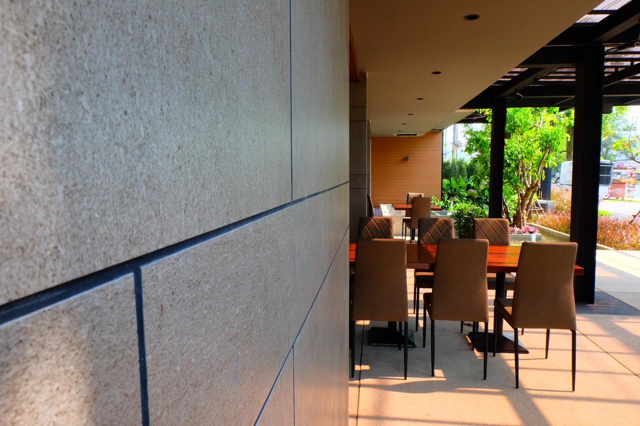 The Glory Gold Hotel Khao Lak Bagian luar foto