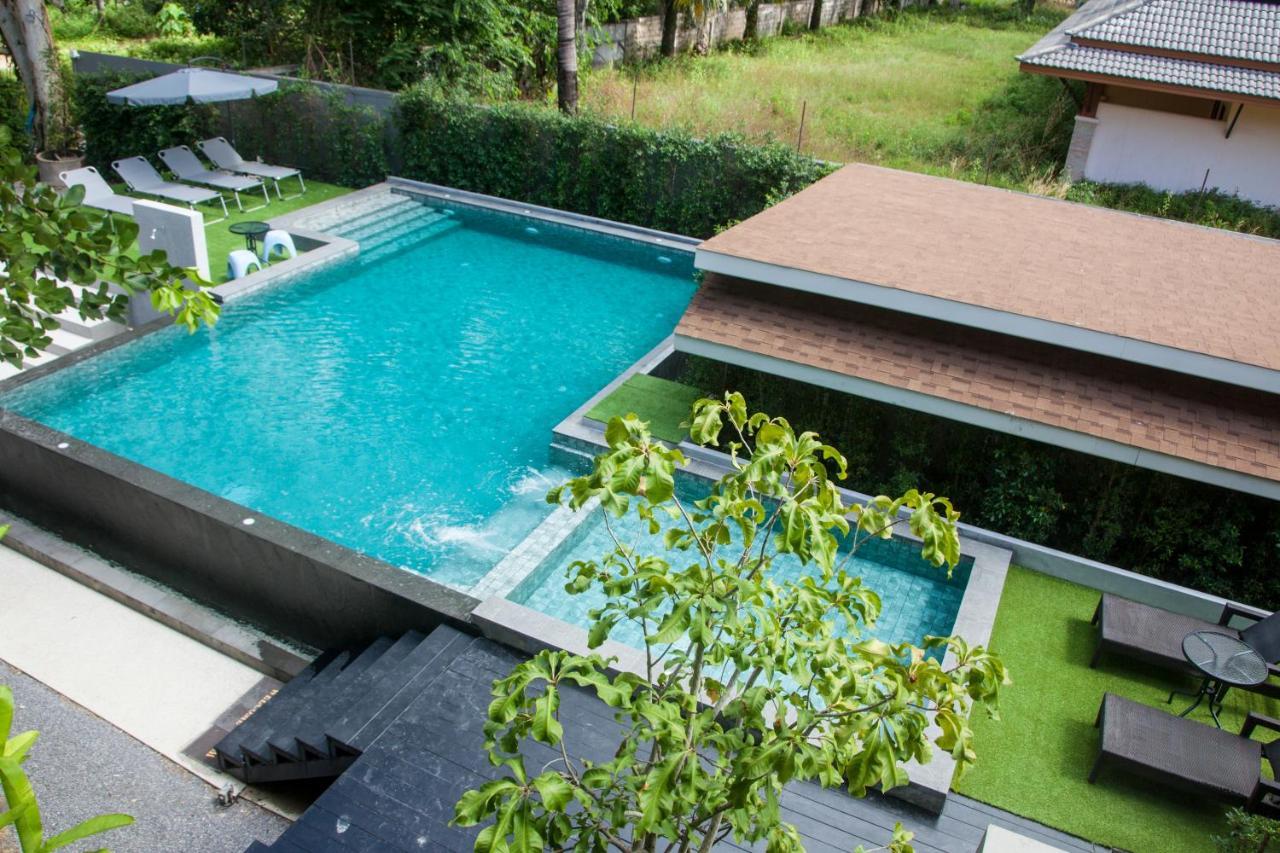 The Glory Gold Hotel Khao Lak Bagian luar foto